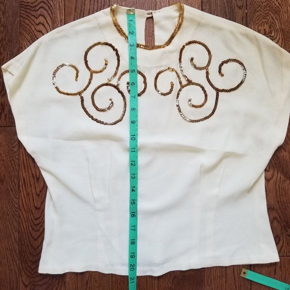 LAST CHANCE Vintage 1930s boxy top with sequins and pleats - Picture 6 of 8